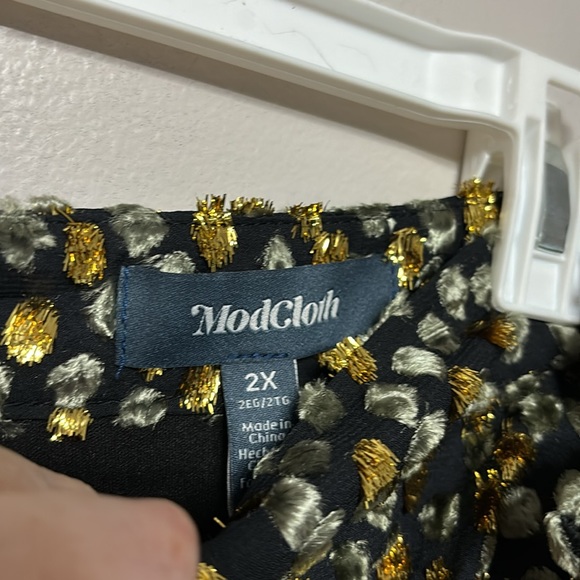 Fabulous ModCloth metallic skater skirt 2X - Picture 4 of 4